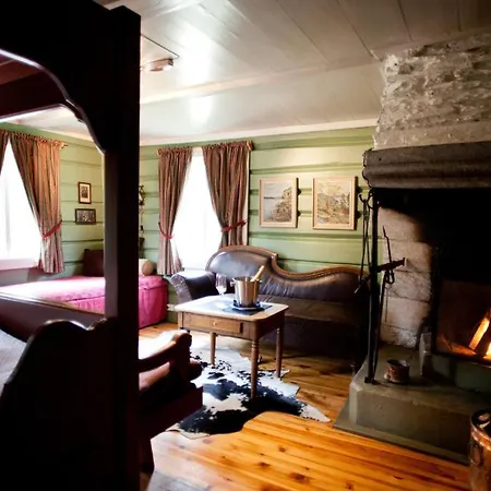 Nordre Ekre Gardshotell 3*