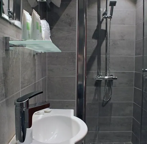 Nordre Ekre Gardshotell Hotel 3*
