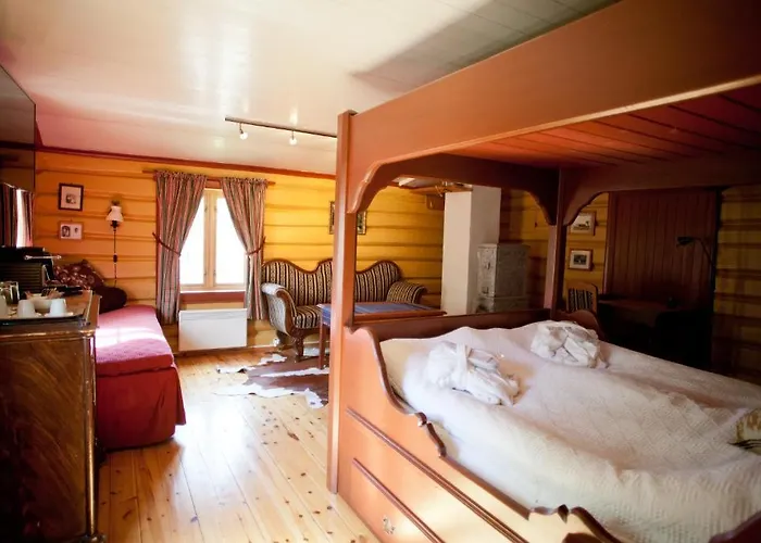 Nordre Ekre Gardshotell Hotel 3*
