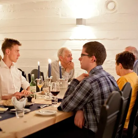 Nordre Ekre Gardshotell Hotel 3*