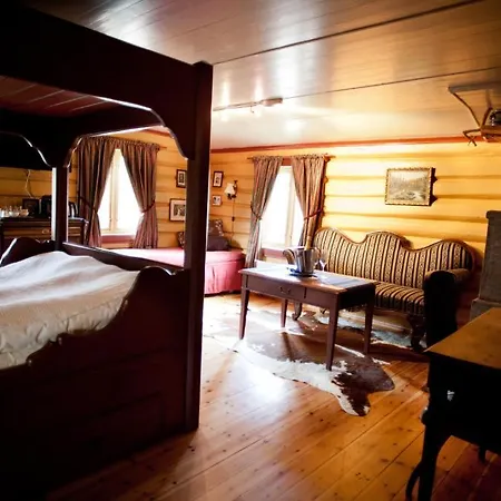 Nordre Ekre Gardshotell 3*